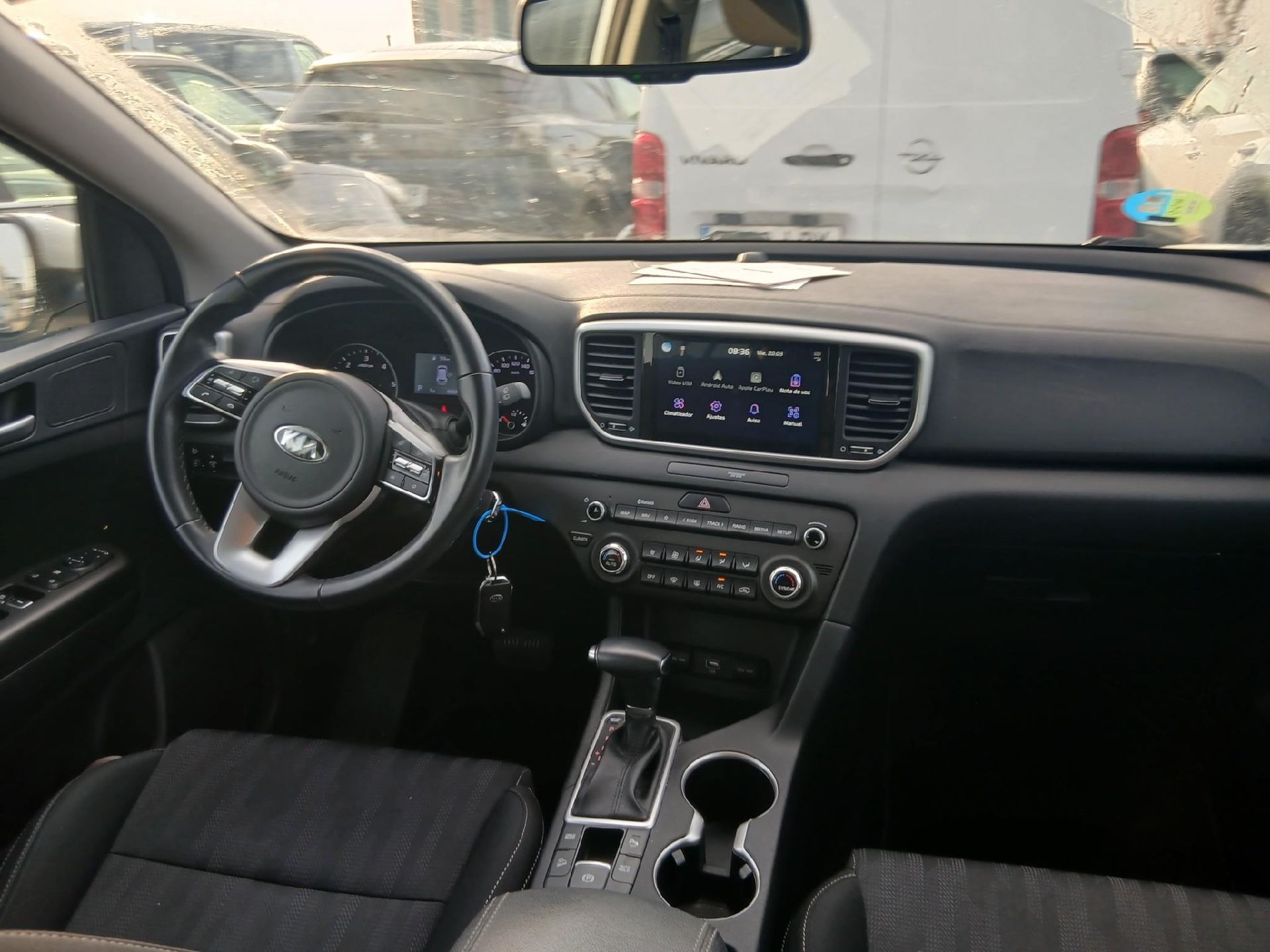 KIA SPORTAGE