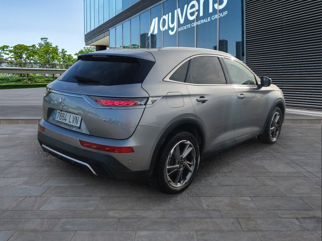 DS CROSSBACK
