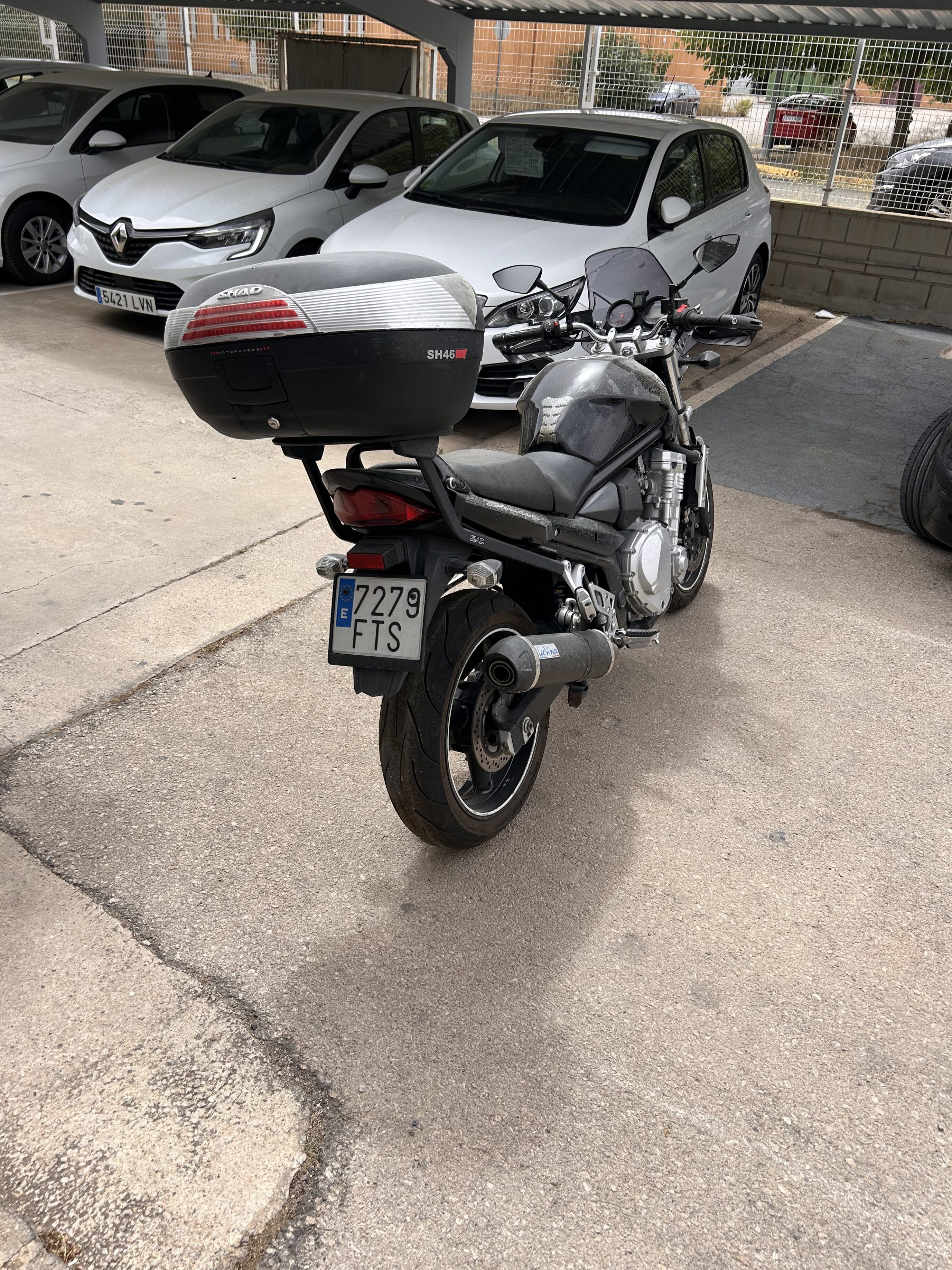 SUZUKY GSF 650