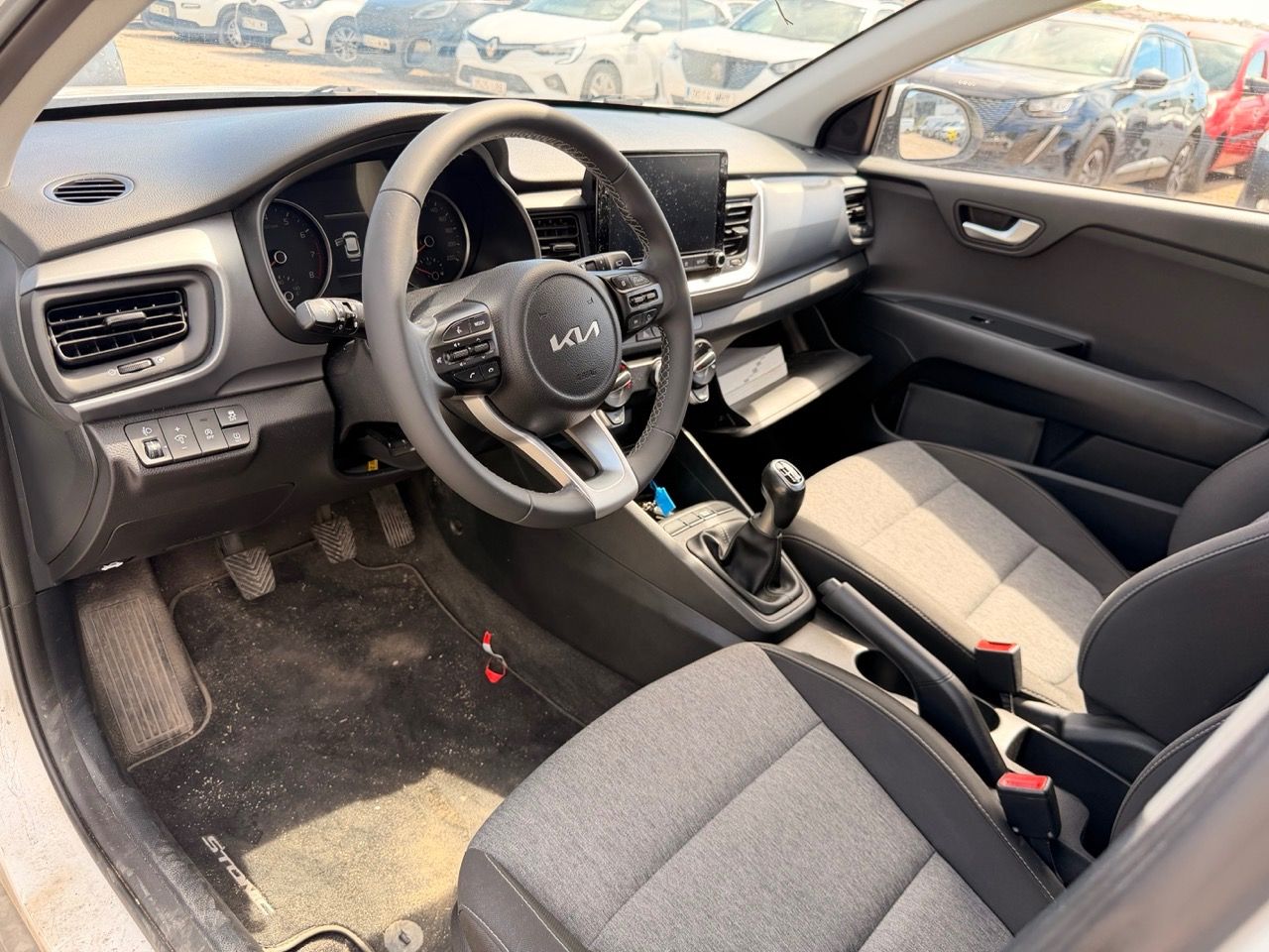 KIA STONIC