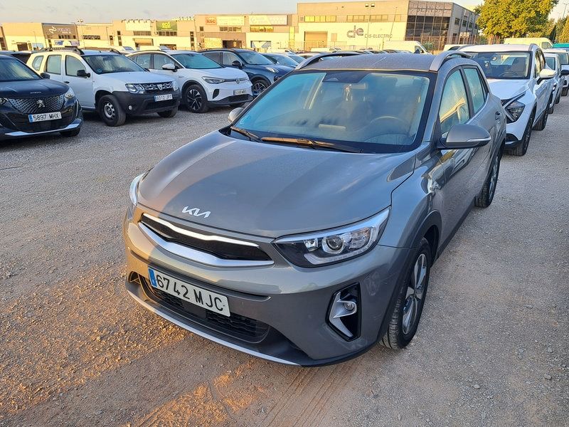 KIA STONIC